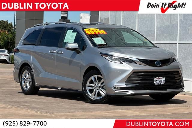 2022 Toyota Sienna Limited 7 Passenger