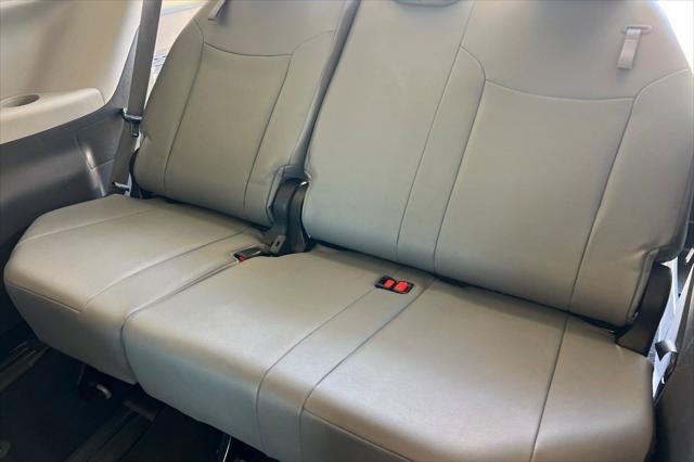 2022 Toyota Sienna Limited 7 Passenger