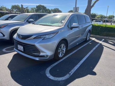 2024 Toyota Sienna Limited 7 Passenger