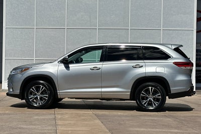 2018 Toyota Highlander LE