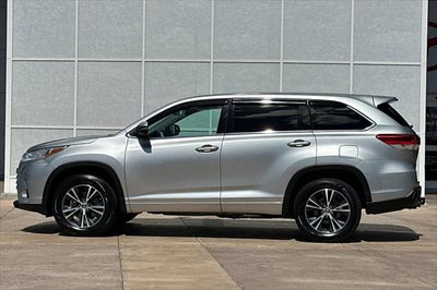 2018 Toyota Highlander LE