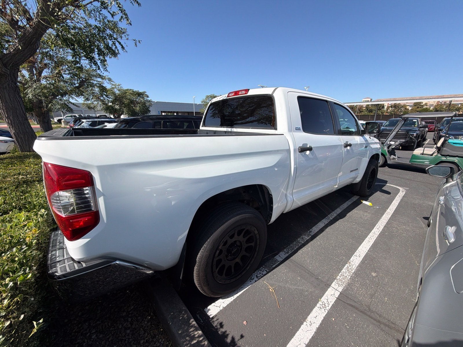 2014 Toyota Tundra SR5