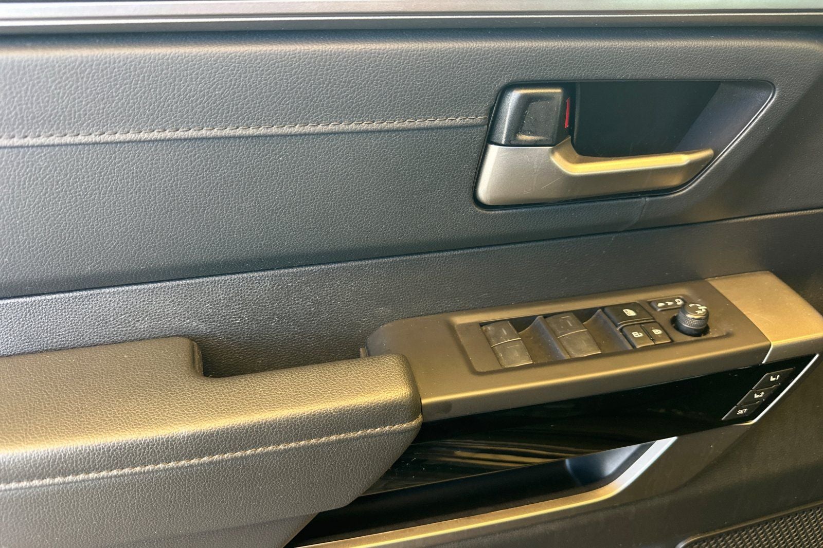 2023 Toyota Tundra Hybrid Limited