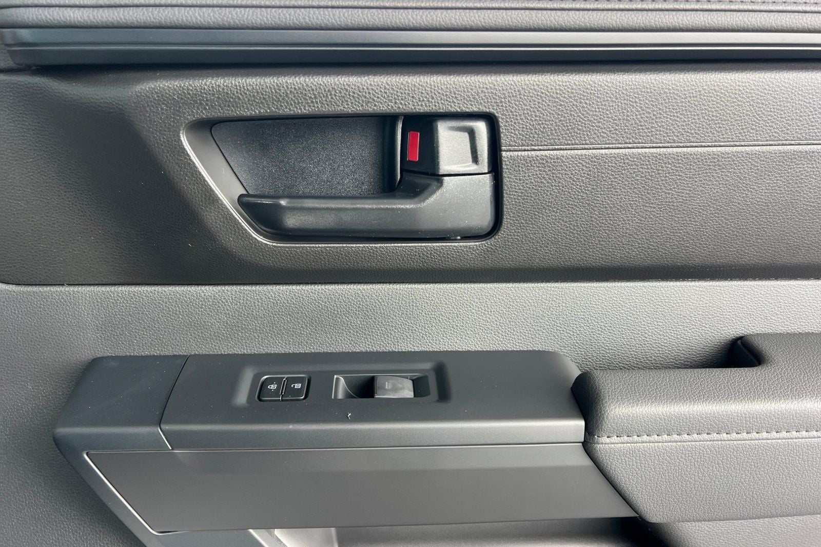 2025 Toyota Tundra SR