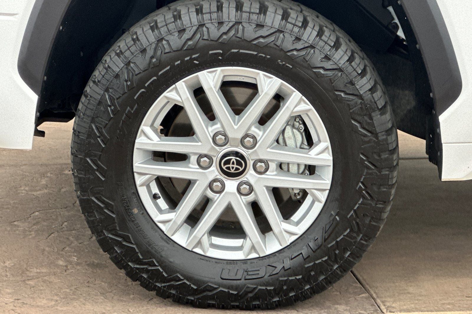 2024 Toyota Tundra SR5