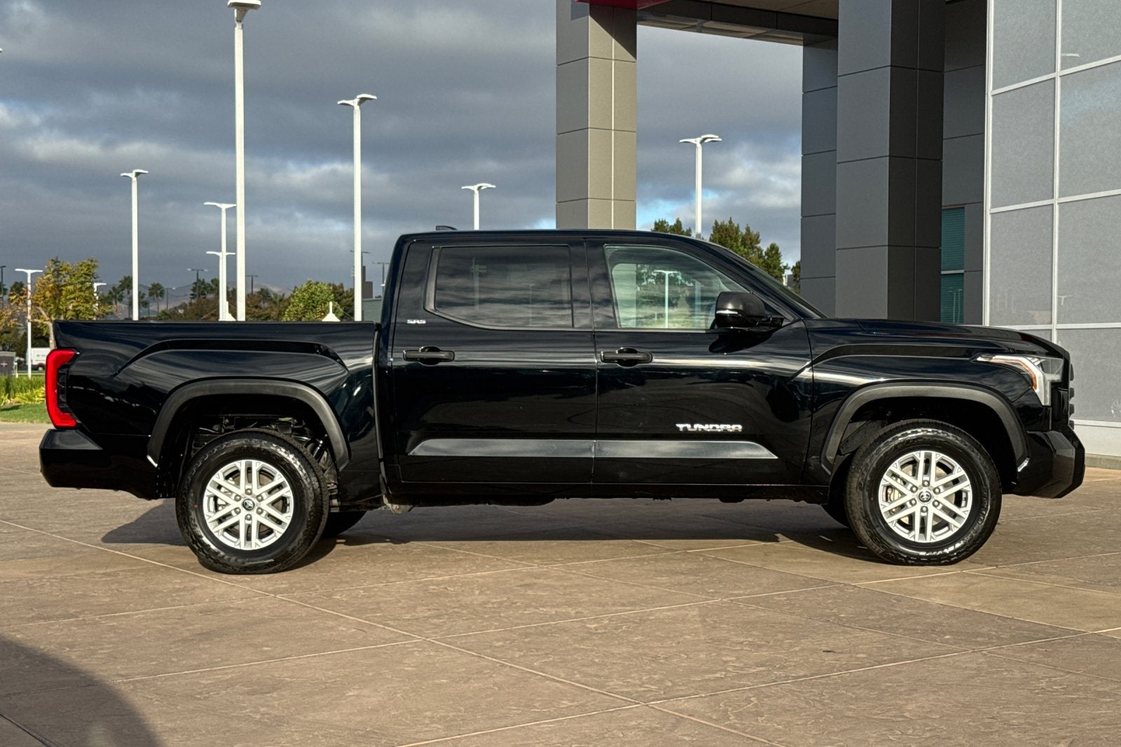 2022 Toyota Tundra SR5