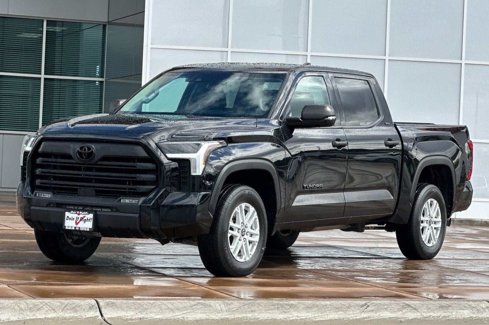 2023 Toyota Tundra SR5