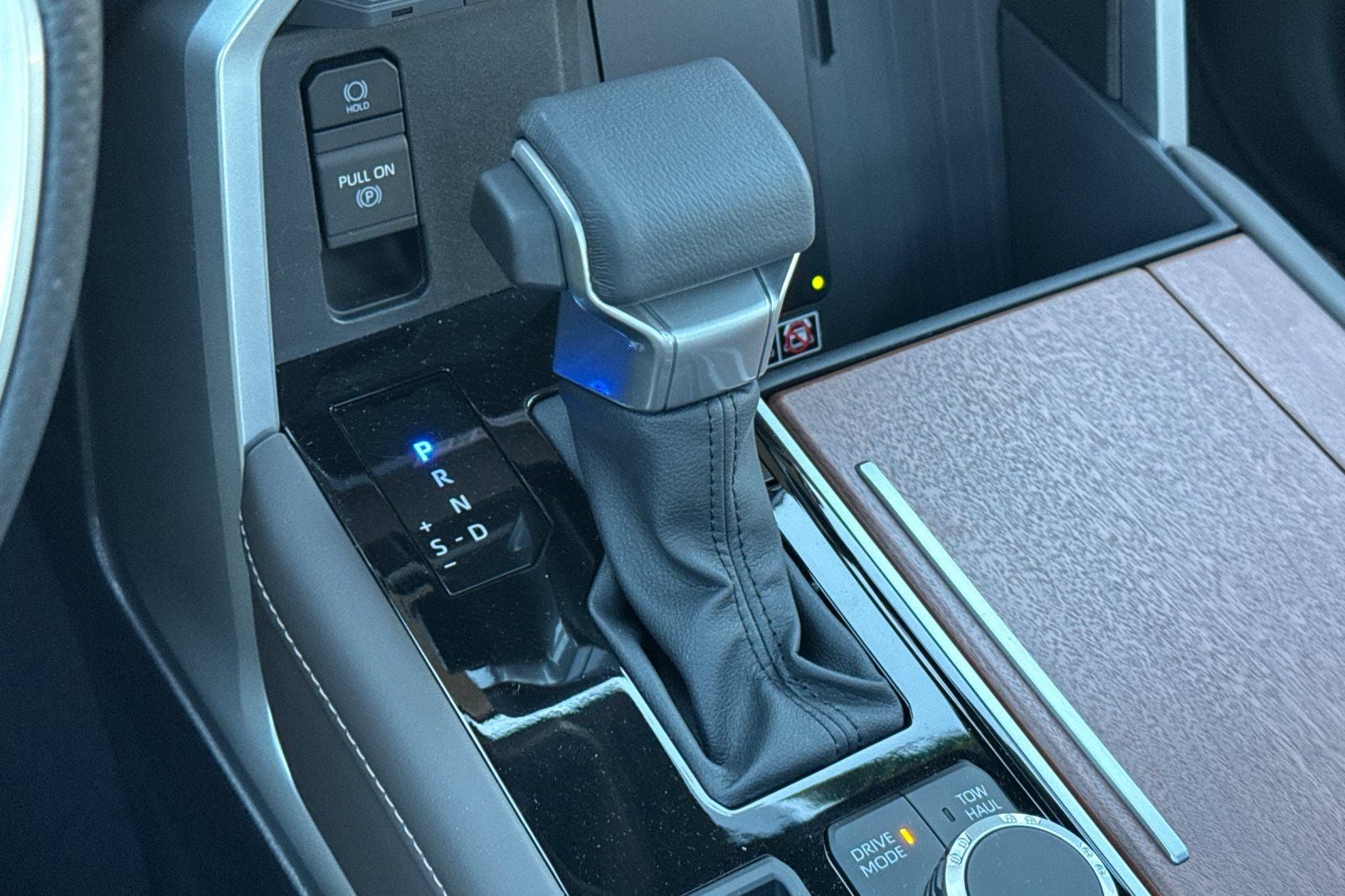 2025 Toyota Tundra Hybrid 1794 Edition