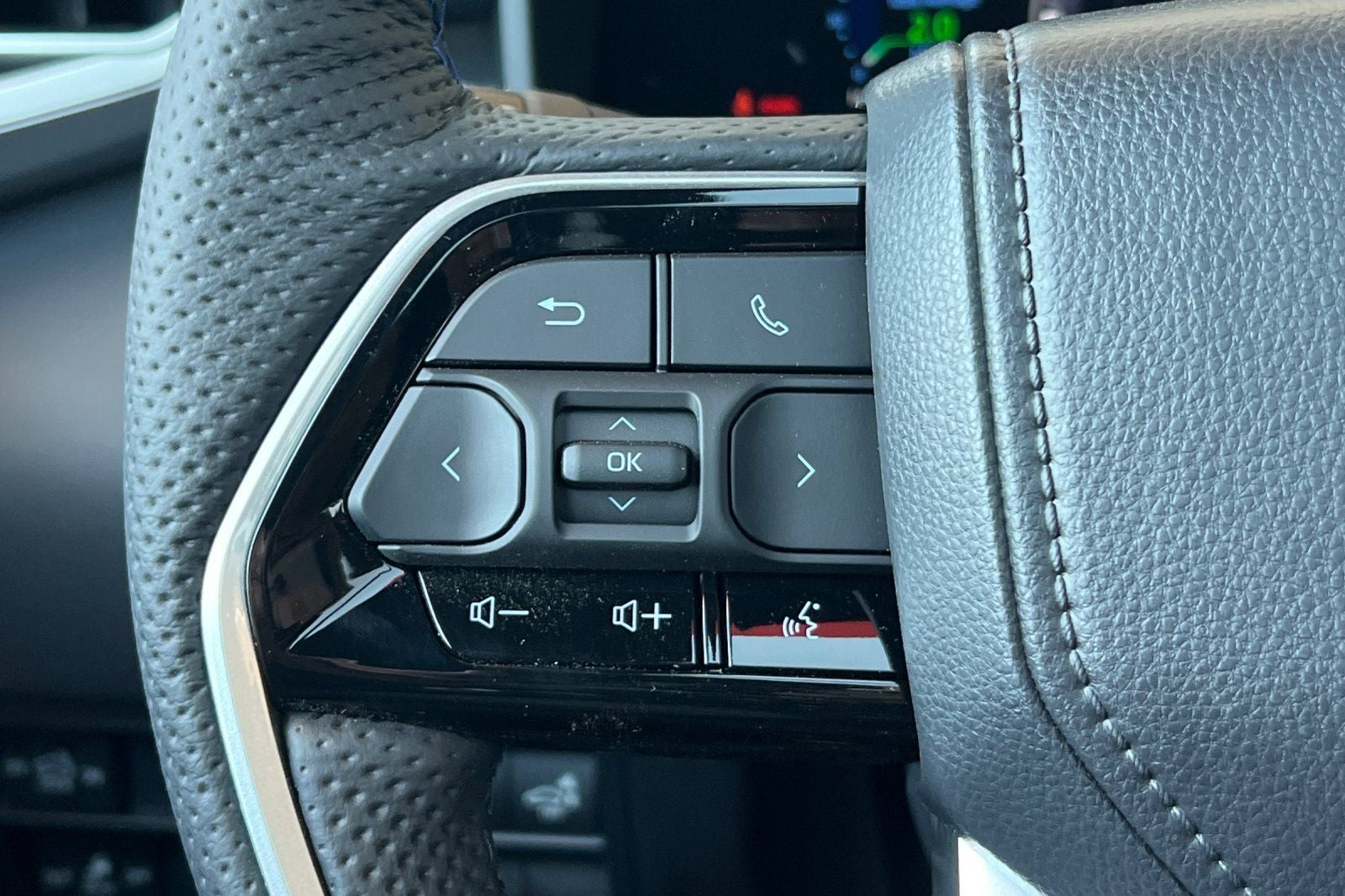 2025 Toyota Tundra Hybrid Platinum