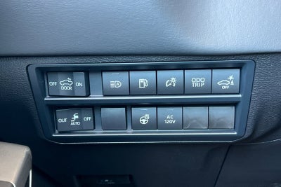 2025 Toyota Tundra Hybrid Platinum