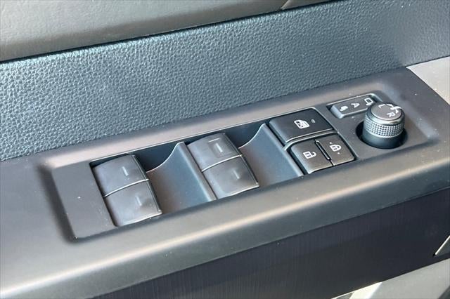 2025 Toyota Tundra Hybrid Platinum