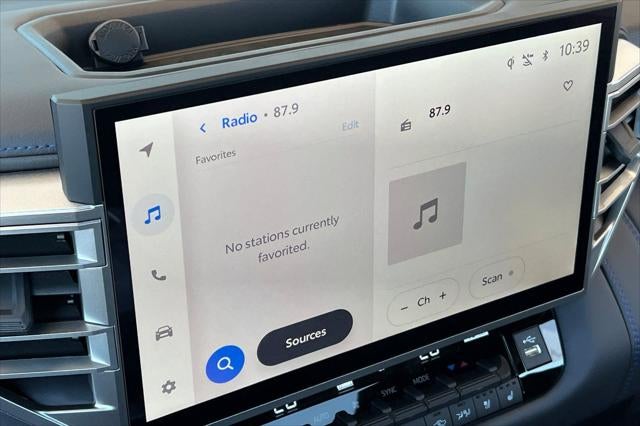 2025 Toyota Tundra Hybrid Platinum