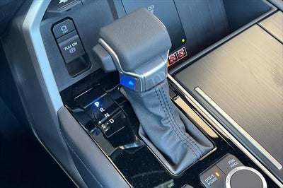 2025 Toyota Tundra Hybrid Platinum