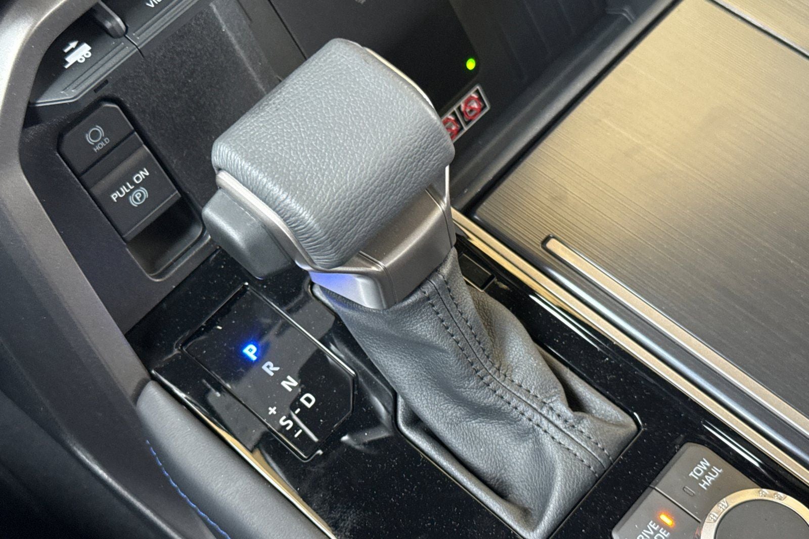 2026 Toyota Tundra Hybrid Platinum