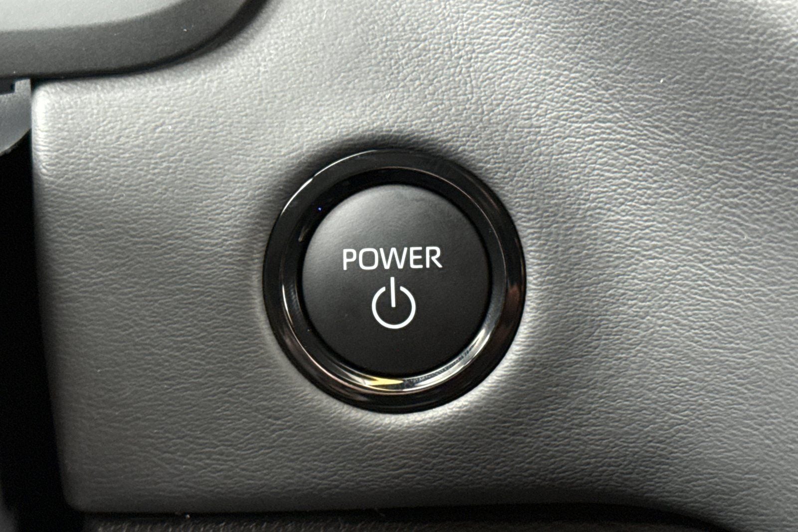 2026 Toyota Tundra Hybrid Platinum