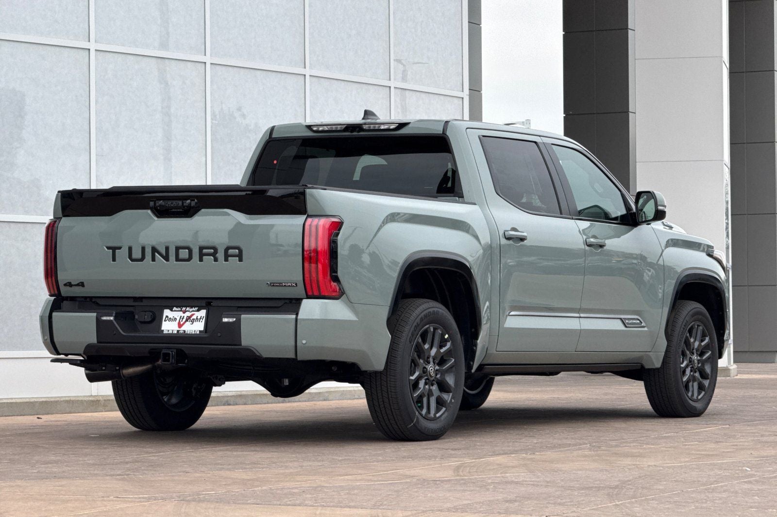 2026 Toyota Tundra Hybrid Platinum