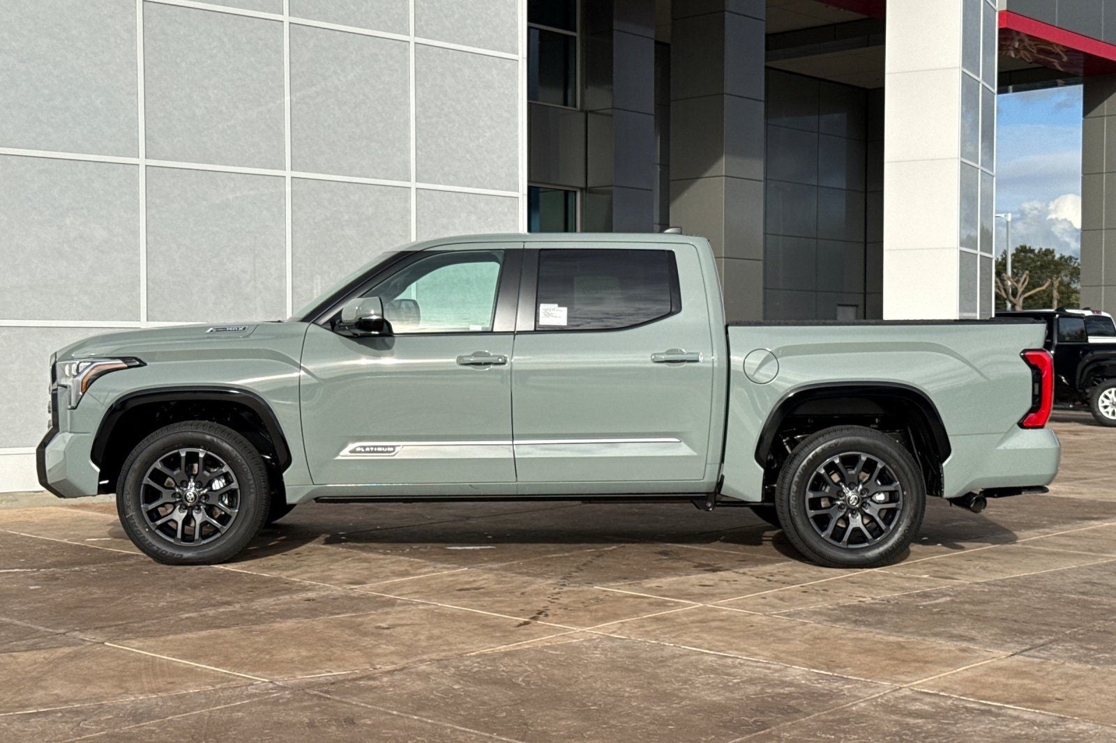 2026 Toyota Tundra Hybrid Platinum