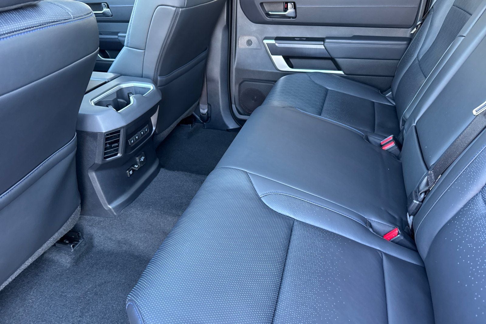 2024 Toyota Tundra Hybrid Platinum