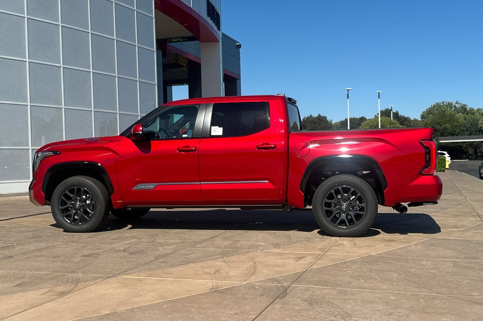 2026 Toyota Tundra Hybrid Platinum
