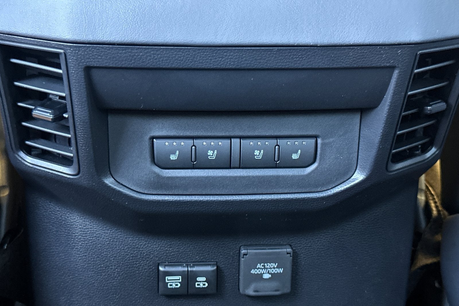 2026 Toyota Tundra Hybrid Platinum