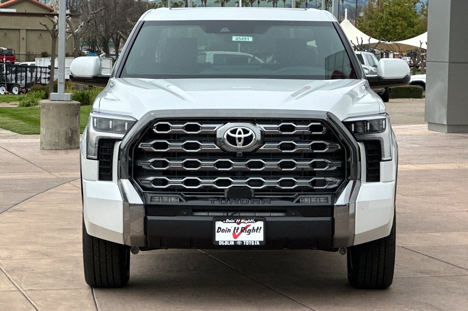 2025 Toyota Tundra Hybrid Platinum