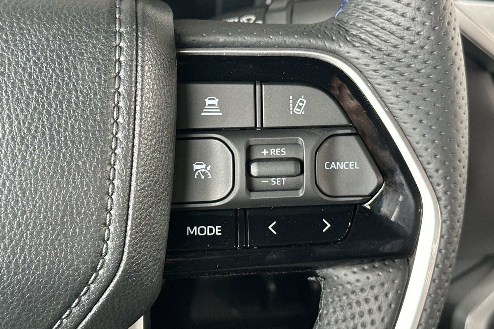 2025 Toyota Tundra Hybrid Platinum