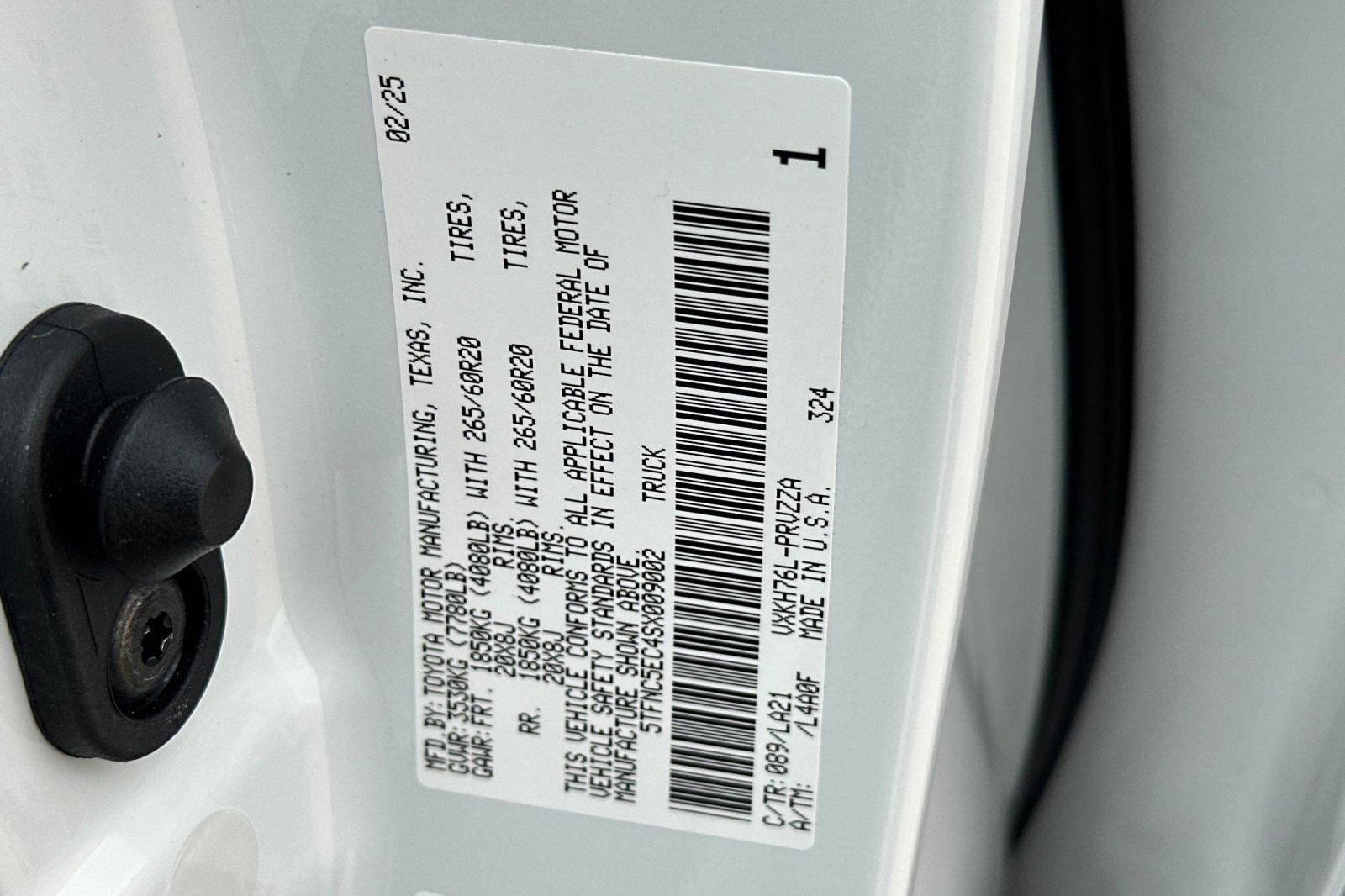 2025 Toyota Tundra Hybrid Platinum