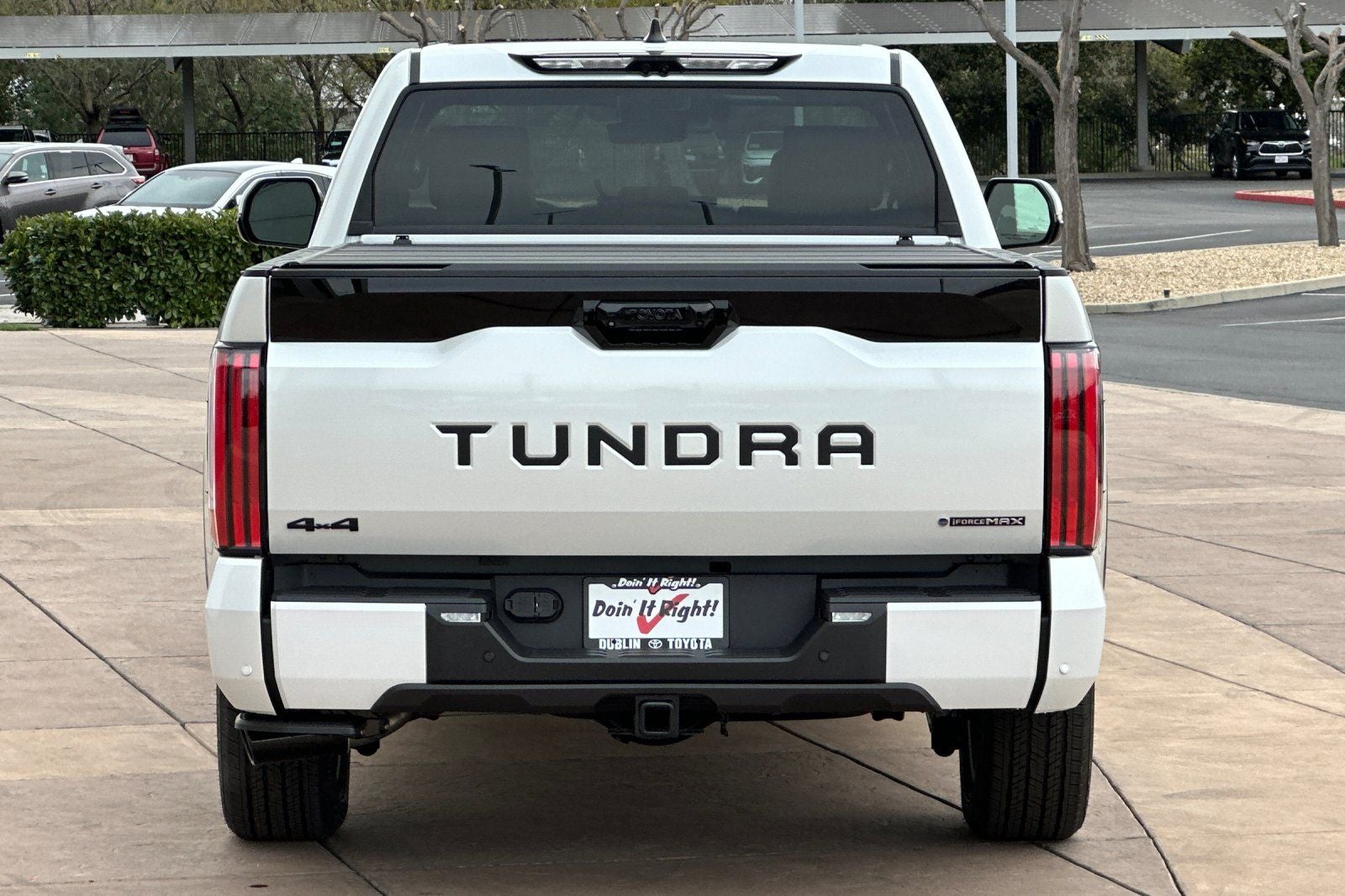 2025 Toyota Tundra Hybrid Platinum