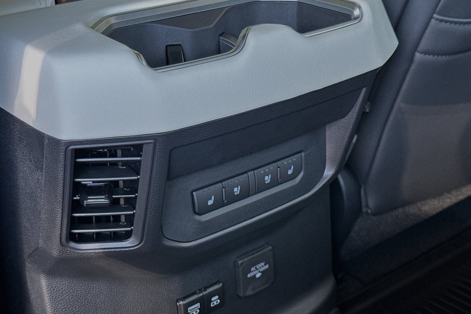 2024 Toyota Tundra Hybrid Capstone