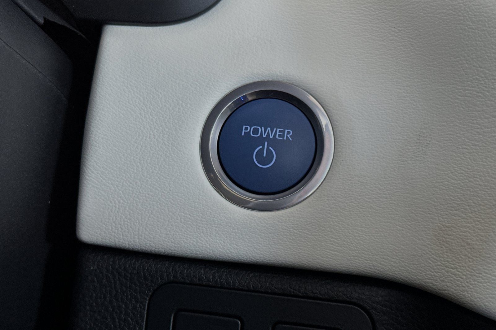 2024 Toyota Tundra Hybrid Capstone