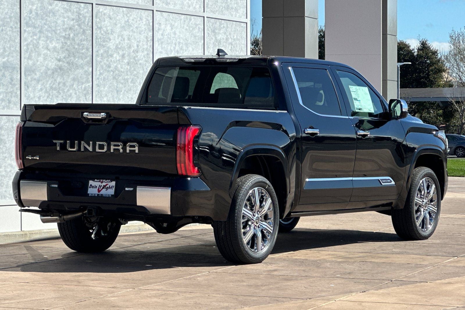 2024 Toyota Tundra Hybrid Capstone