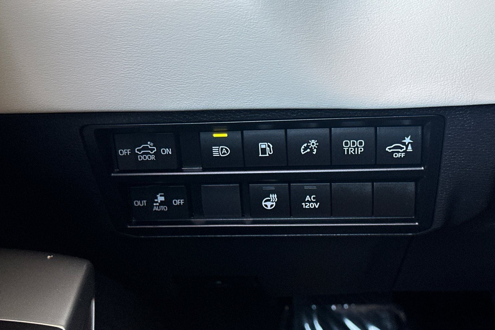 2024 Toyota Tundra Hybrid Capstone