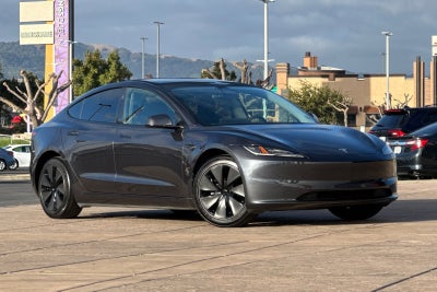2025 Tesla Model 3 Long Range