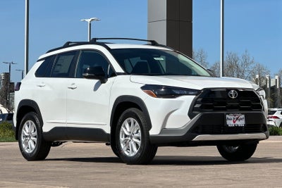 2026 Toyota Corolla Cross LE