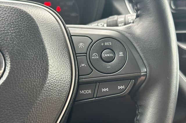 2025 Toyota Corolla Cross LE