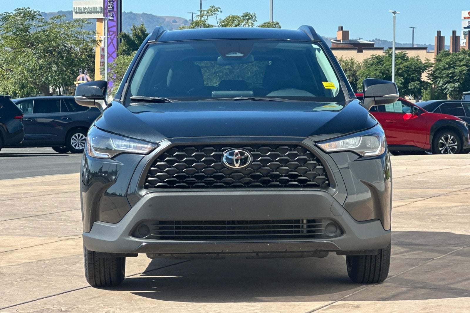 2025 Toyota Corolla Cross LE