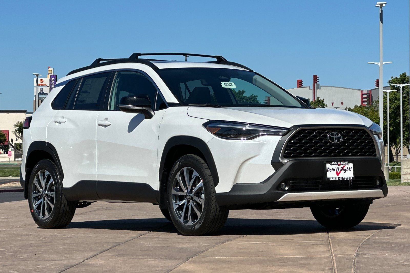 2025 Toyota Corolla Cross XLE