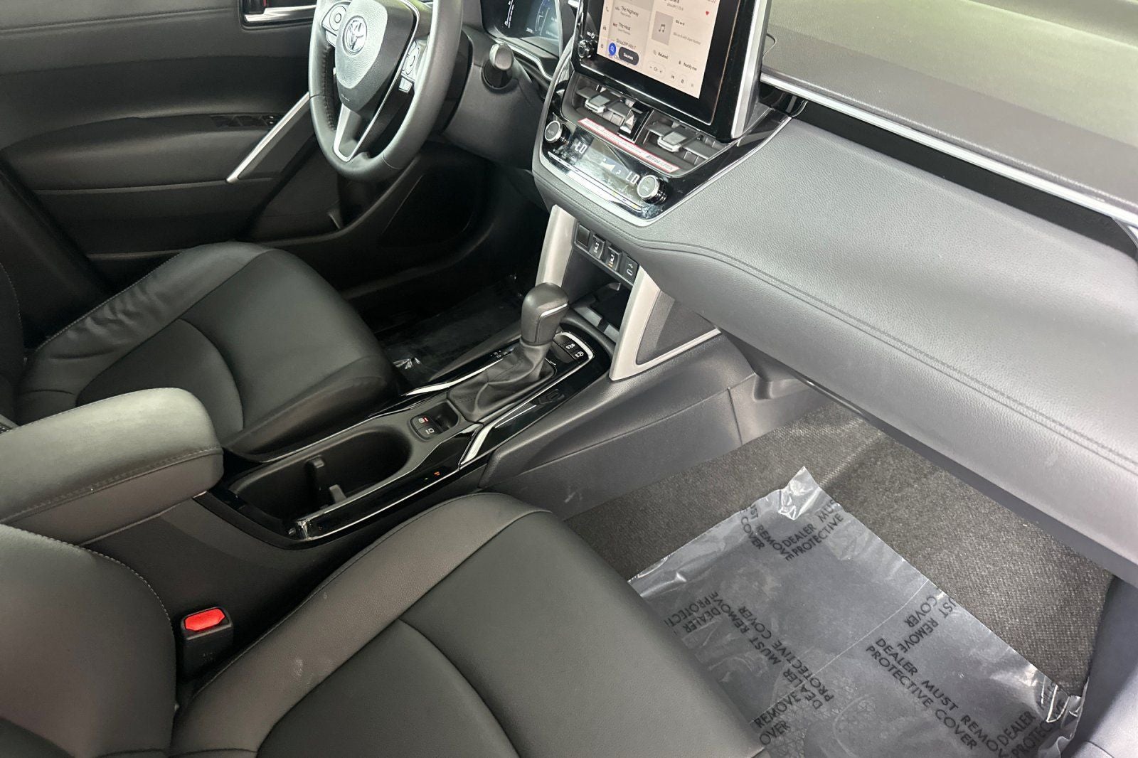 2024 Toyota Corolla Cross XLE