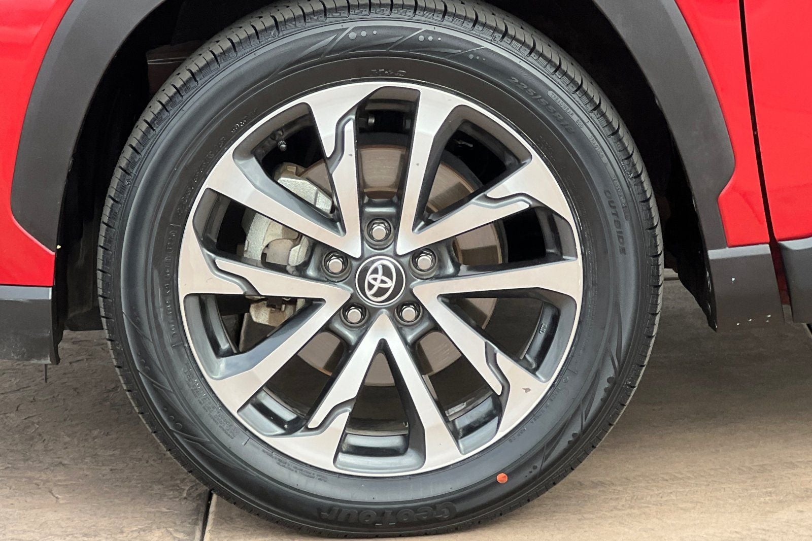 2023 Toyota Corolla Cross XLE