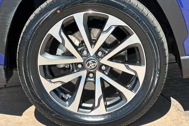 2024 Toyota Corolla Cross XLE