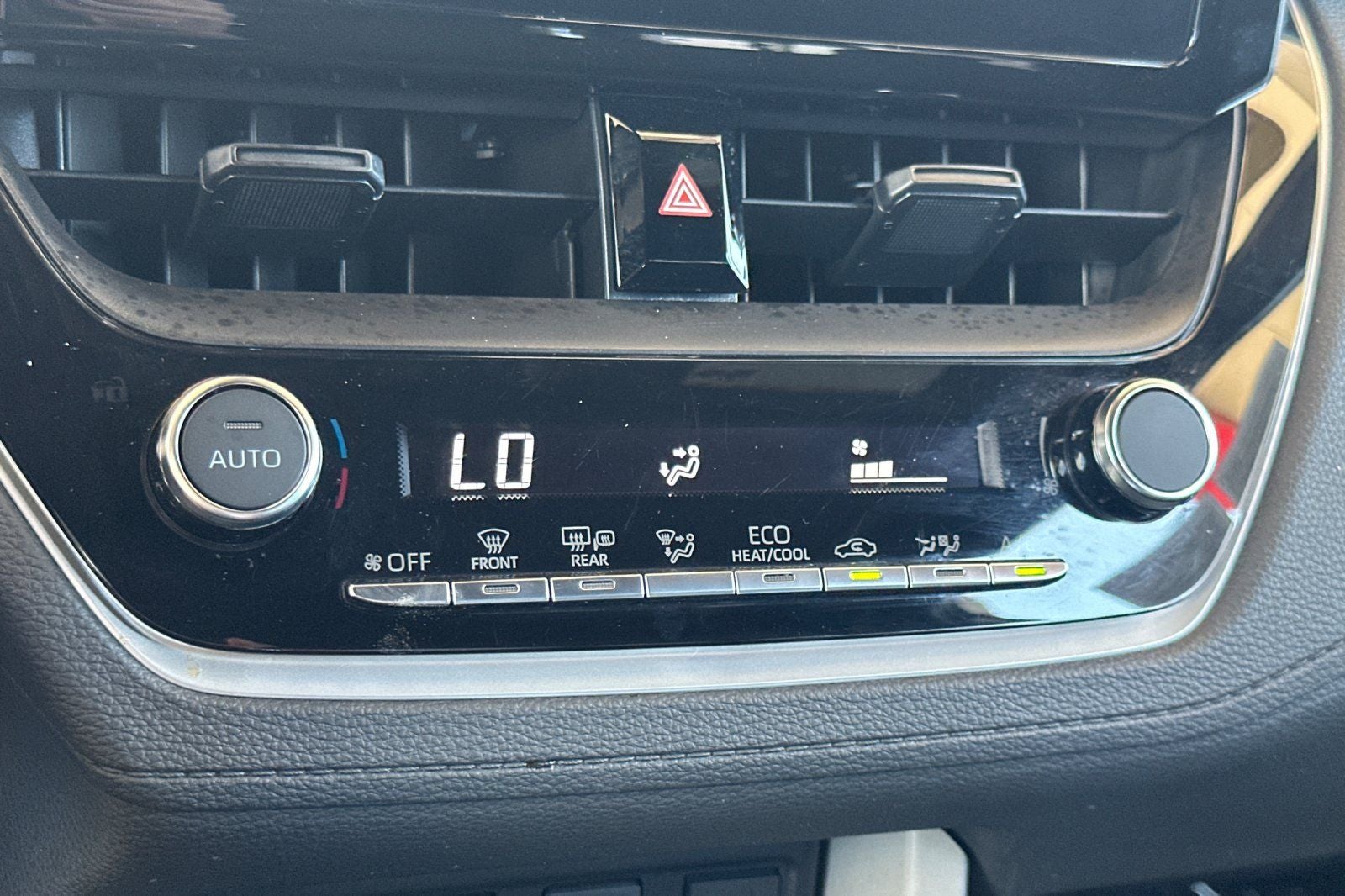2025 Toyota Corolla Cross Hybrid SE