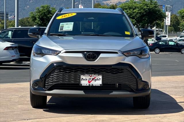 2025 Toyota Corolla Cross Hybrid SE