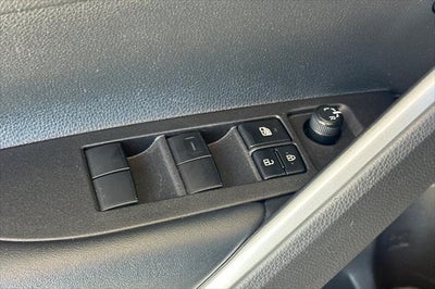 2025 Toyota Corolla Cross Hybrid SE