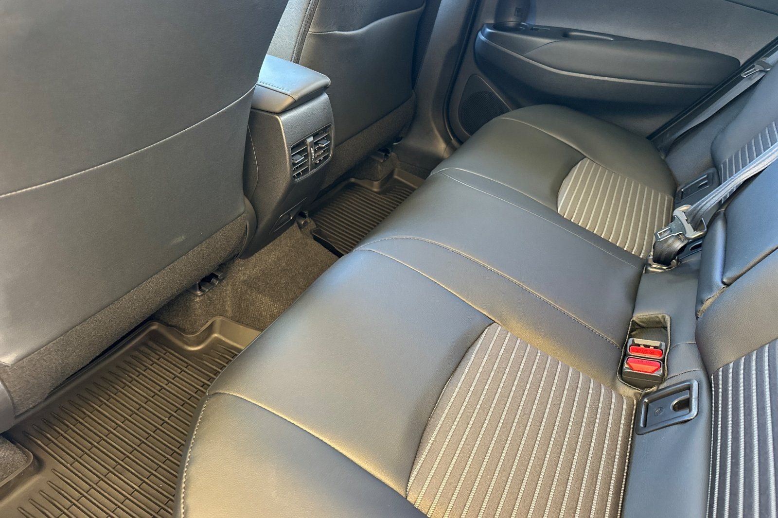 2026 Toyota Corolla Cross Hybrid XSE