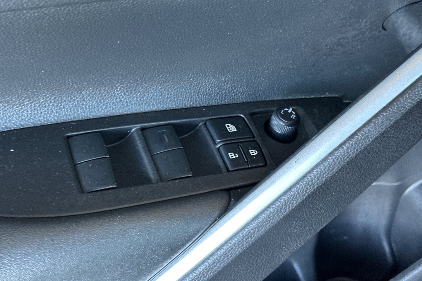 2025 Toyota Corolla Cross Hybrid S
