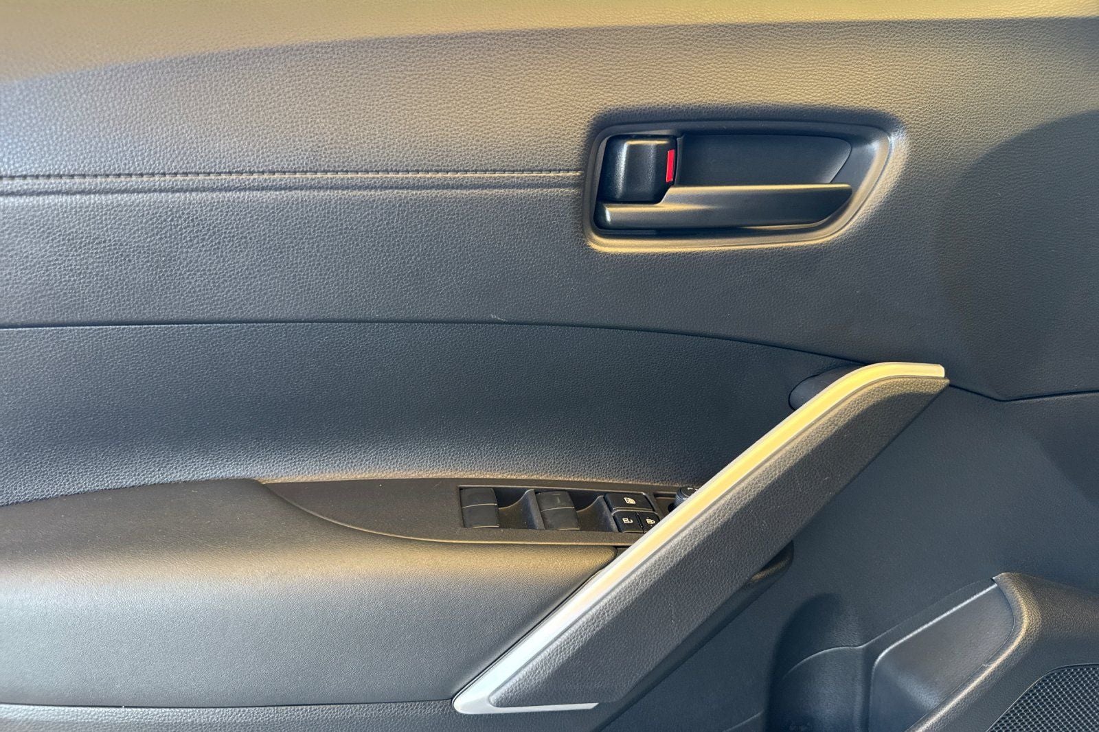 2023 Toyota Corolla Cross Hybrid SE
