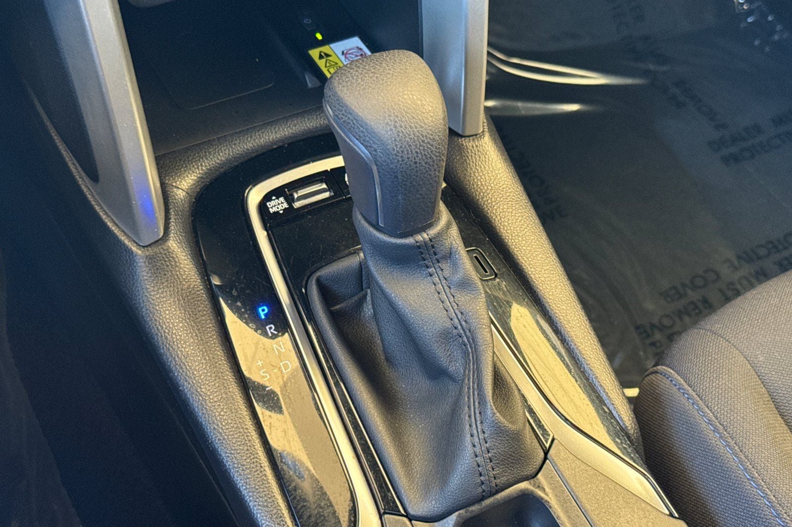 2023 Toyota Corolla Cross Hybrid SE
