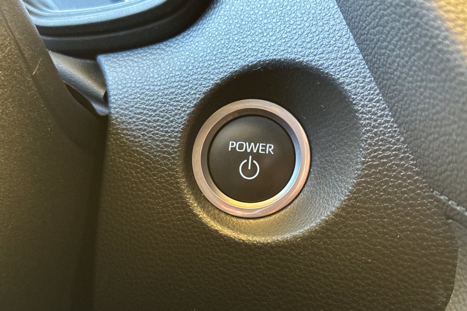 2023 Toyota Corolla Cross Hybrid SE