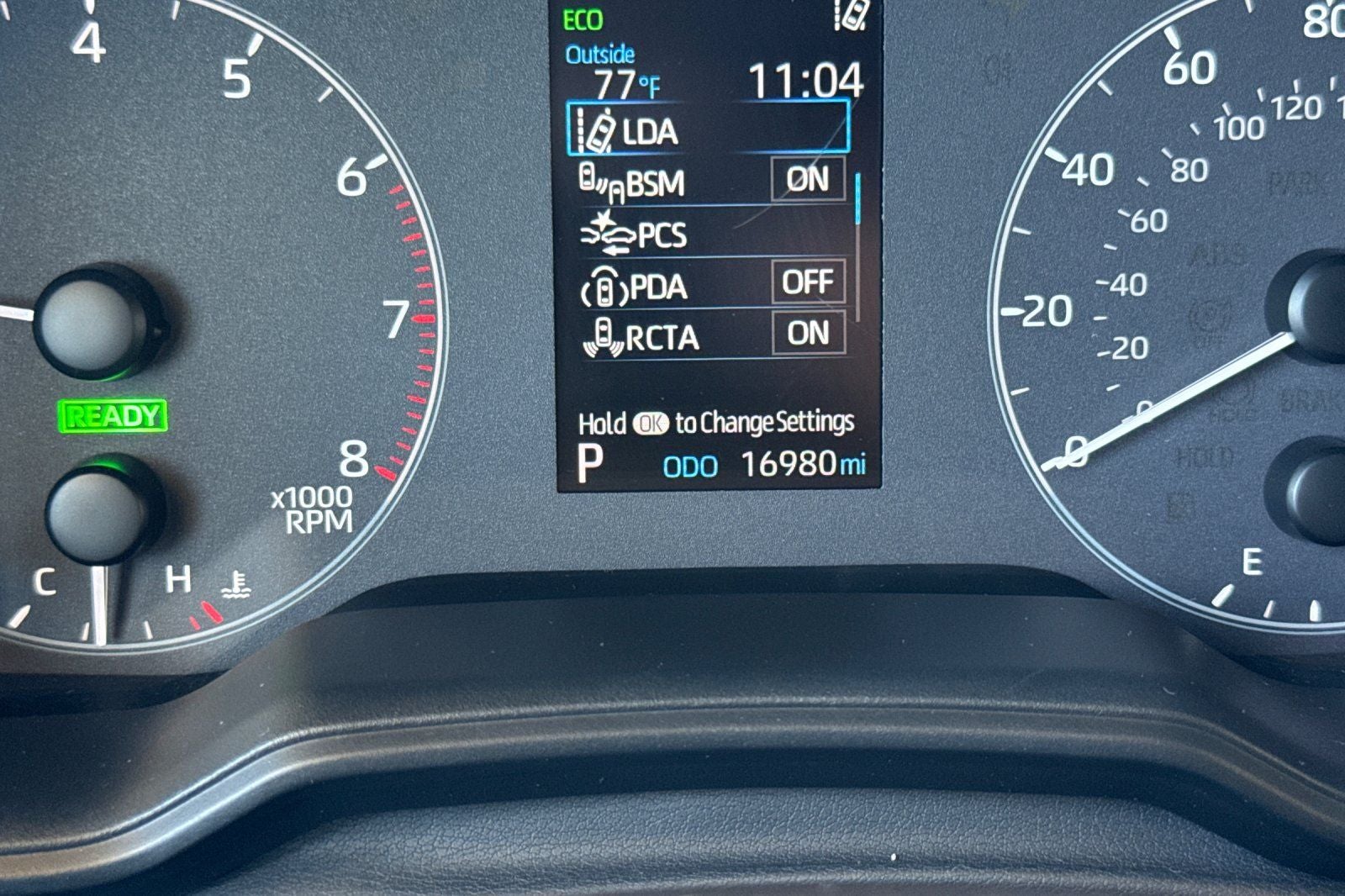 2023 Toyota Corolla Cross Hybrid SE