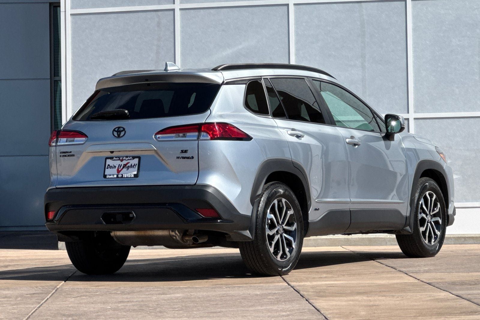 2023 Toyota Corolla Cross Hybrid SE